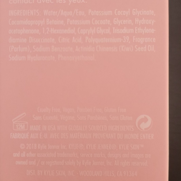 KylieSkin by Kylie Jenner Foaming Face Wash - Picture 4 of 4
